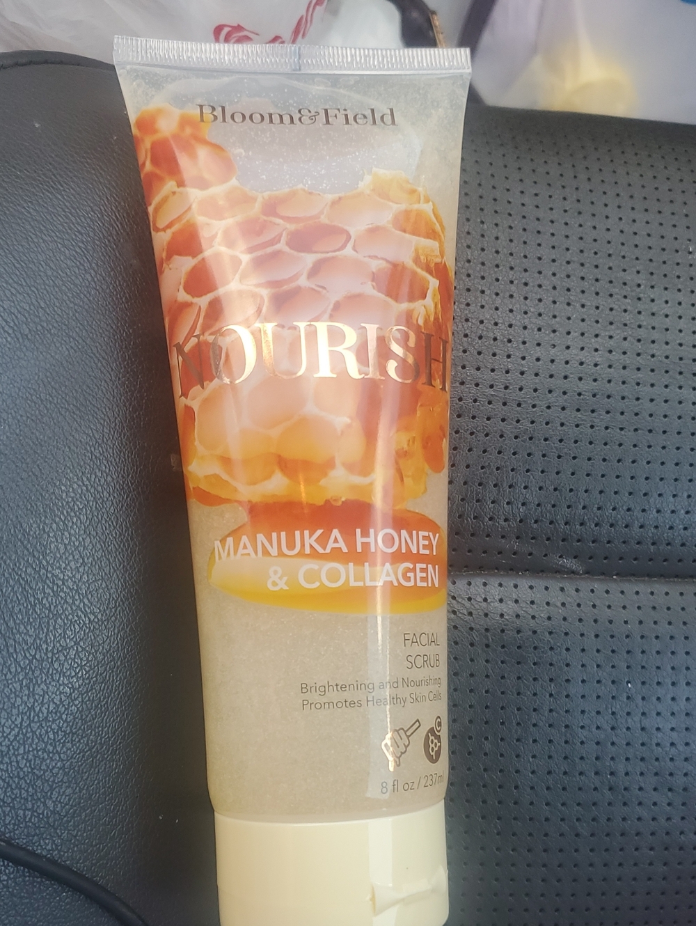 Nourish Manuka Honey & Collagen Facial Scrub - Golden Honey